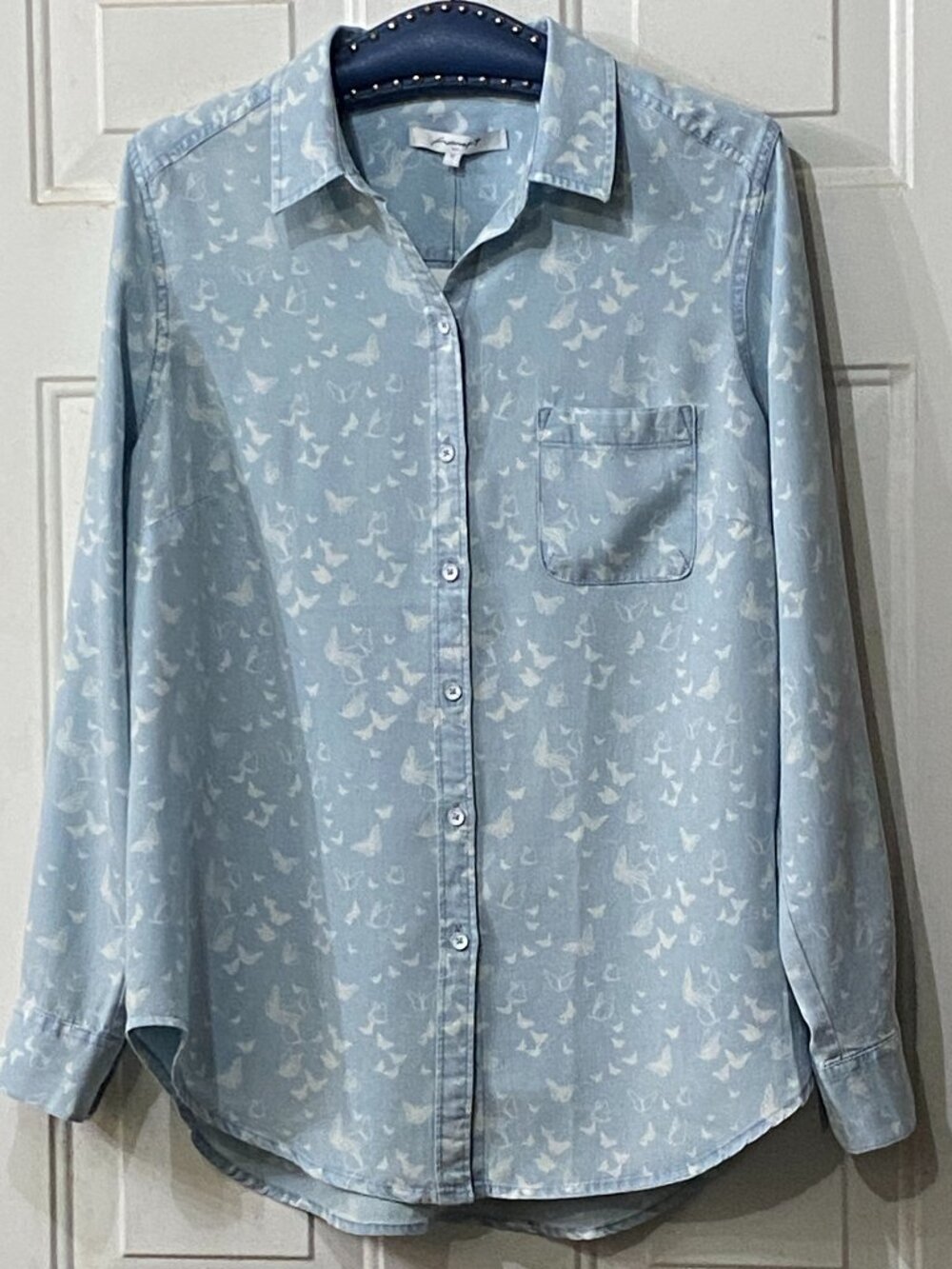 NWT Foxcroft Sz 12 (L) Womens Light  Blue Shirt Long Sleeves Butterflies